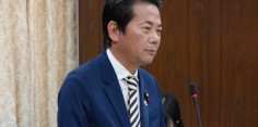 外務委員会／河野外務大臣に質問