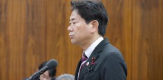 予算委員会／梶山経済産業大臣に質問